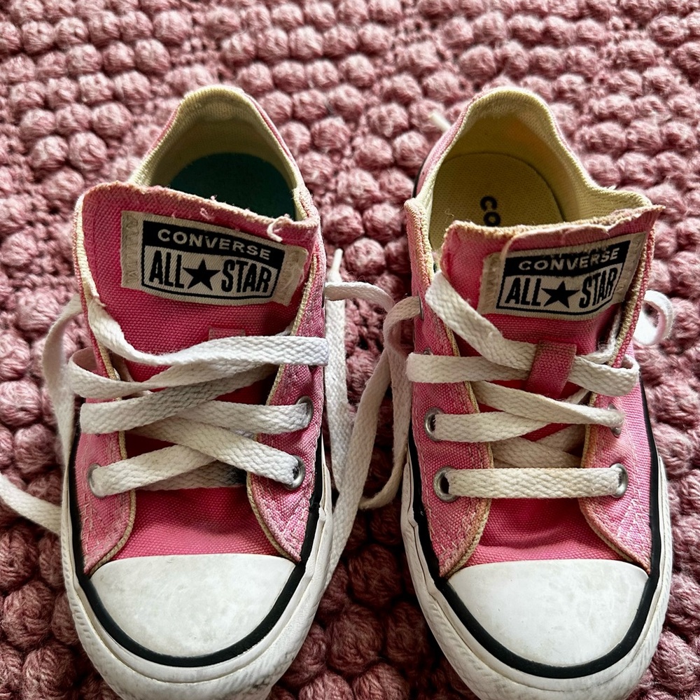 Converse Kids Pink Low-Top Sneakers Size 11